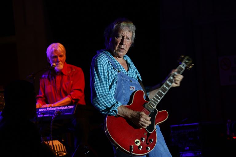 S.E. Willis et Elvin Bishop, 28 juin 2014, Talant